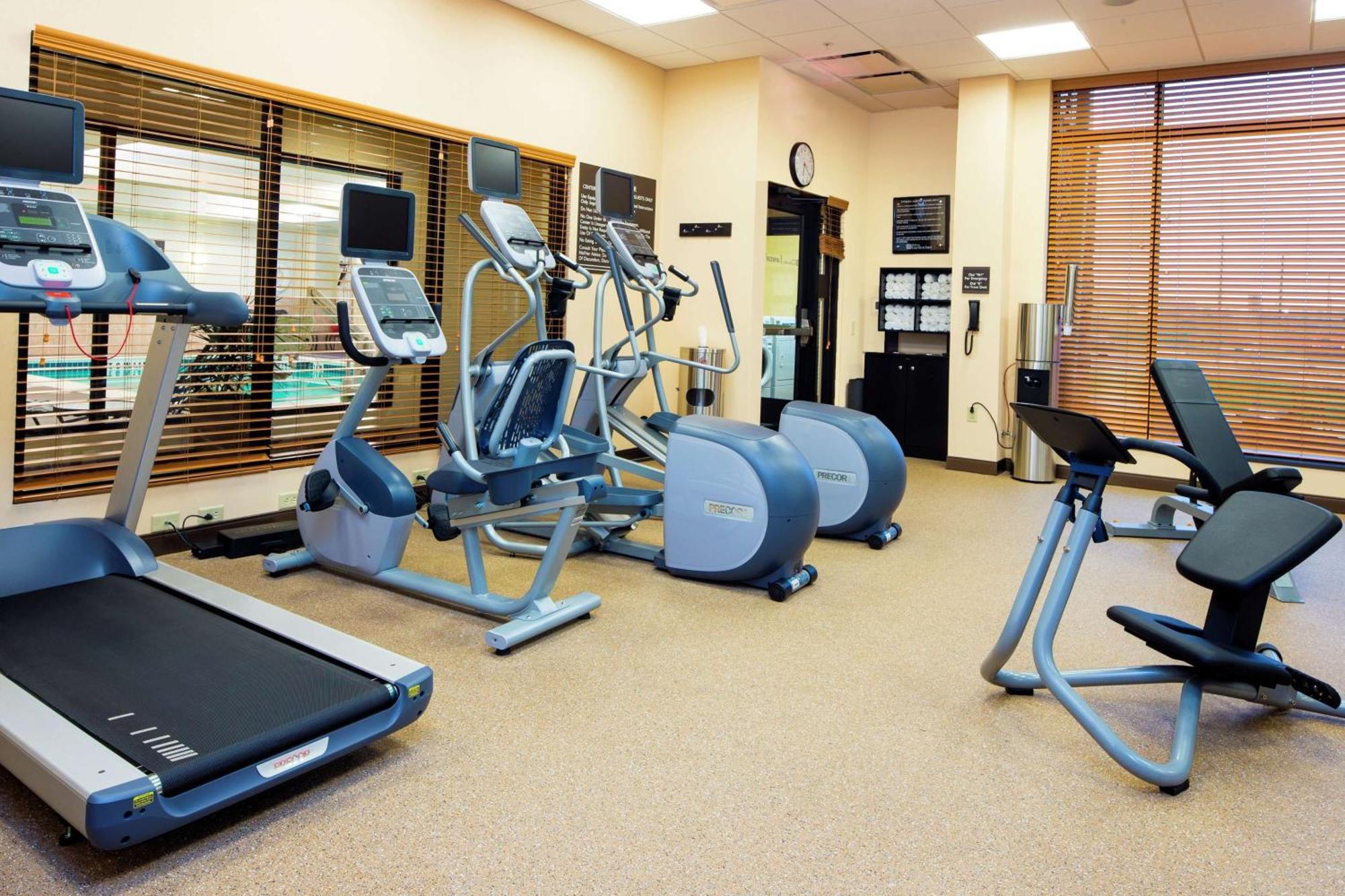 Hilton Garden Inn Uniontown Esterno foto