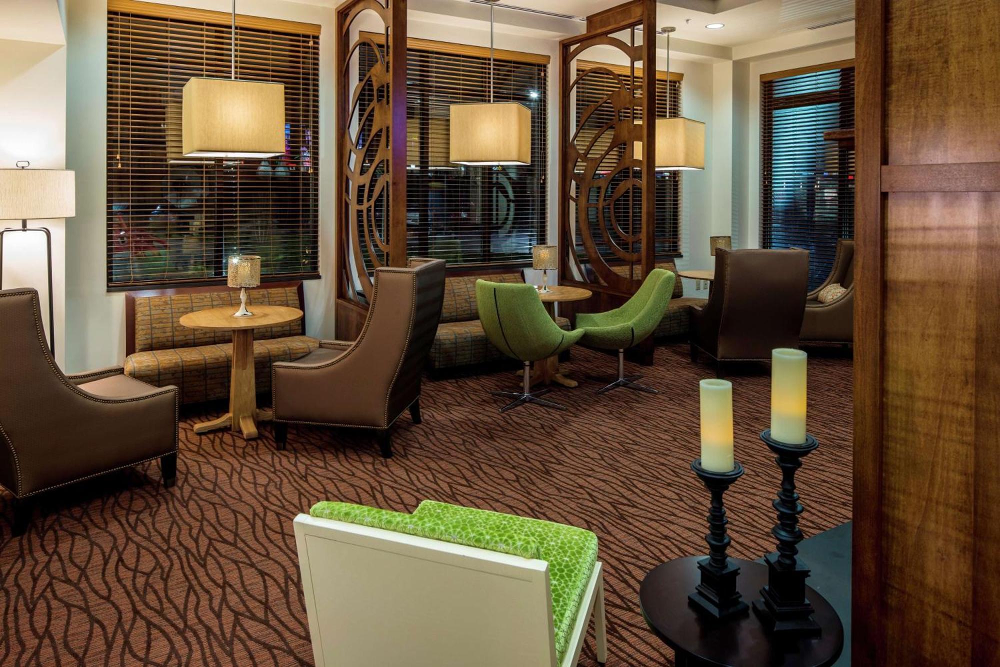 Hilton Garden Inn Uniontown Esterno foto